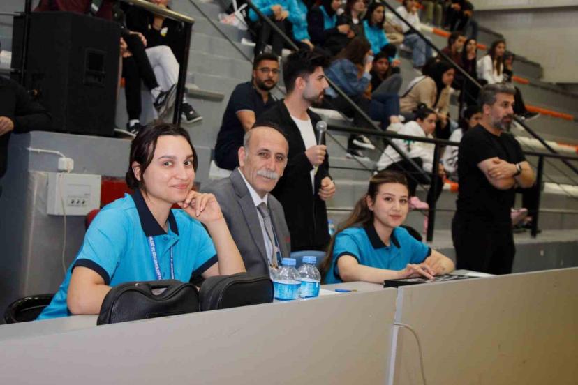 Erciş’te Yurtlig Kız Voleybol Turnuvası tamamlandı