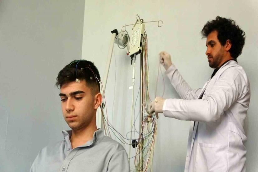 Van’da bayılma ve nöbet şikayetlerinde sevk tarih oluyor