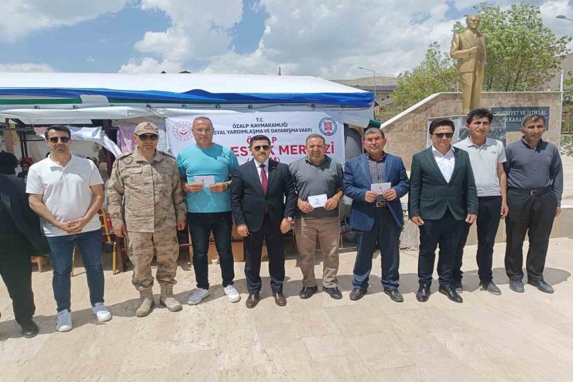 Özalp’te "Dama Turnuvası" sona erdi