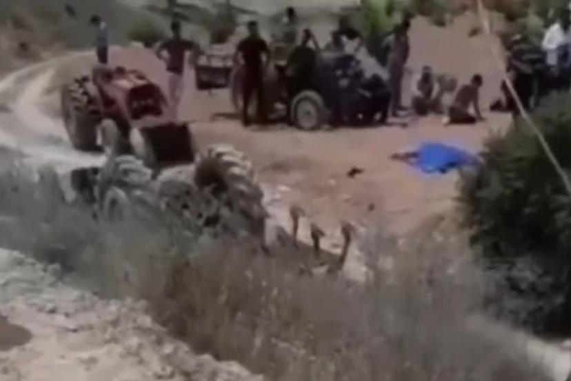 Traktörün altında feci şekilde can verdi