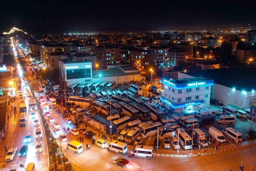 Van Büyükşehir Belediyesinden Vanspor taraftarına otobüs desteği
