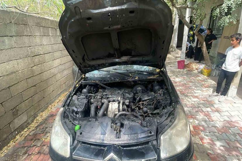 Park halindeki otomobil yandı