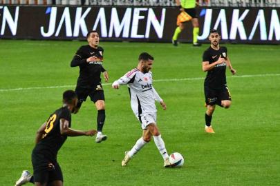 Beşiktaş, erteleme maçında Kayserispor’a konuk olacak