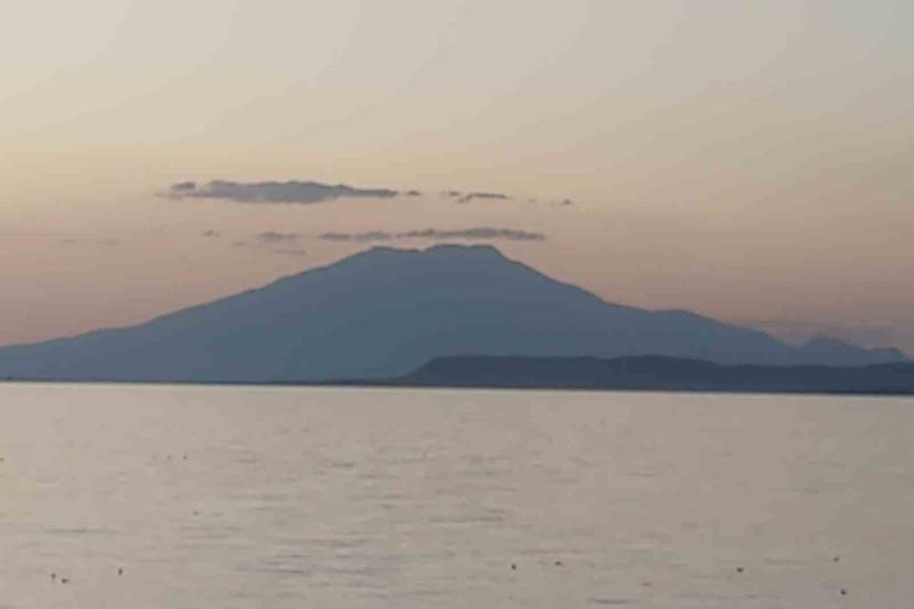 Van Gölü’nün Mavisiyle Zirvenin Beyazı Buluştu