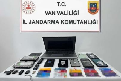 Banka hesaplarında 92 milyon TL tespit edilen 9 şüpheli yakalandı