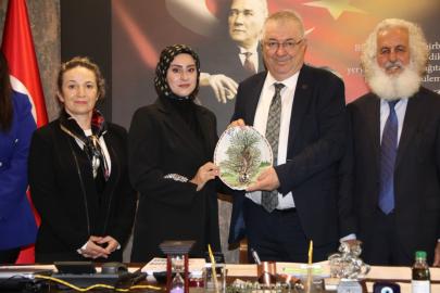 İki Edremit Arasında Kardeşlik Köprüsü