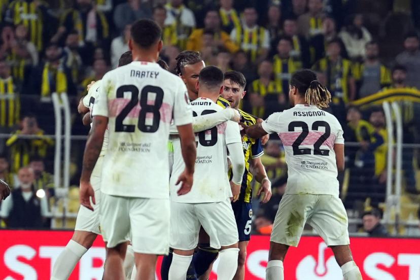 Kadıköy'de maç sonu olay çıktı!