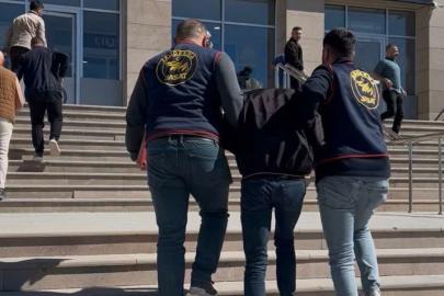 Van’da 25 yıl 9 ay hapis cezasıyla aranan yabancı uyruklu şahıs yakalandı