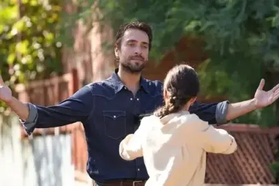 Taşacak Bu Deniz, Taşacak Bu Deniz son bölüm, Eleni'nin annesi, Adil Koçari, Esme Furtuna, Furtuna ailesi.