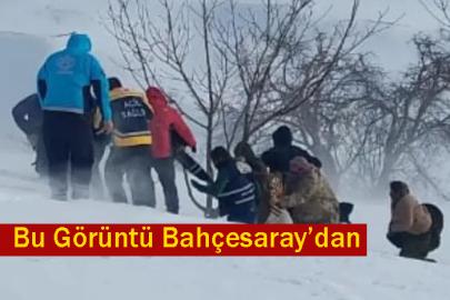 Bahçesaray’da hamile kadın helikopterle hastaneye ulaştırıldı