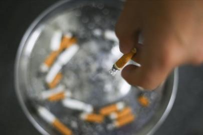 Sigara Paket fiyatı 300 TL olmalı