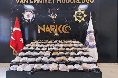 Van’da 39 kilo 340 gram skunk maddesi ele geçirildi