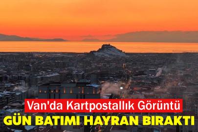 Van'da Kartpostallık Görüntü: Gün Batımı Hayran Bıraktı