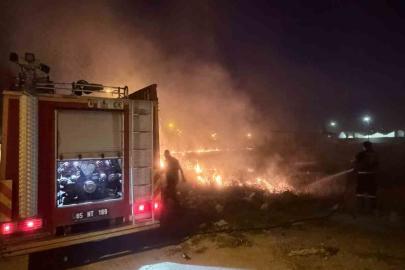 Van’da örtü üstü yangını