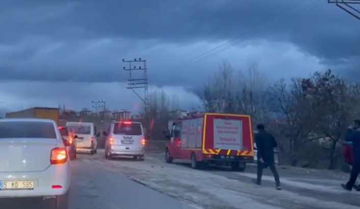 Erciş’te trafik kazası: 2 yaralı