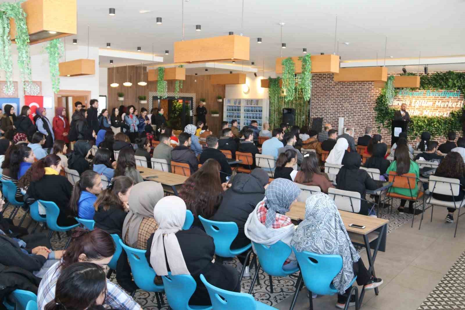 Edremit Belediyesi YKS’ye girecek gençlerin sınav ücretini bu yıl da karşılayacak