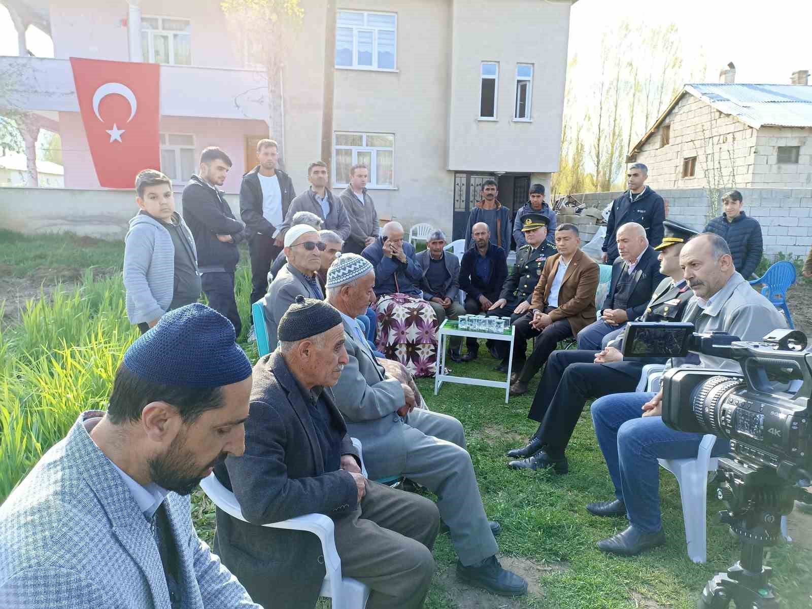 Nişanlısının bayramlığını gönderemeden şehit haberi geldi