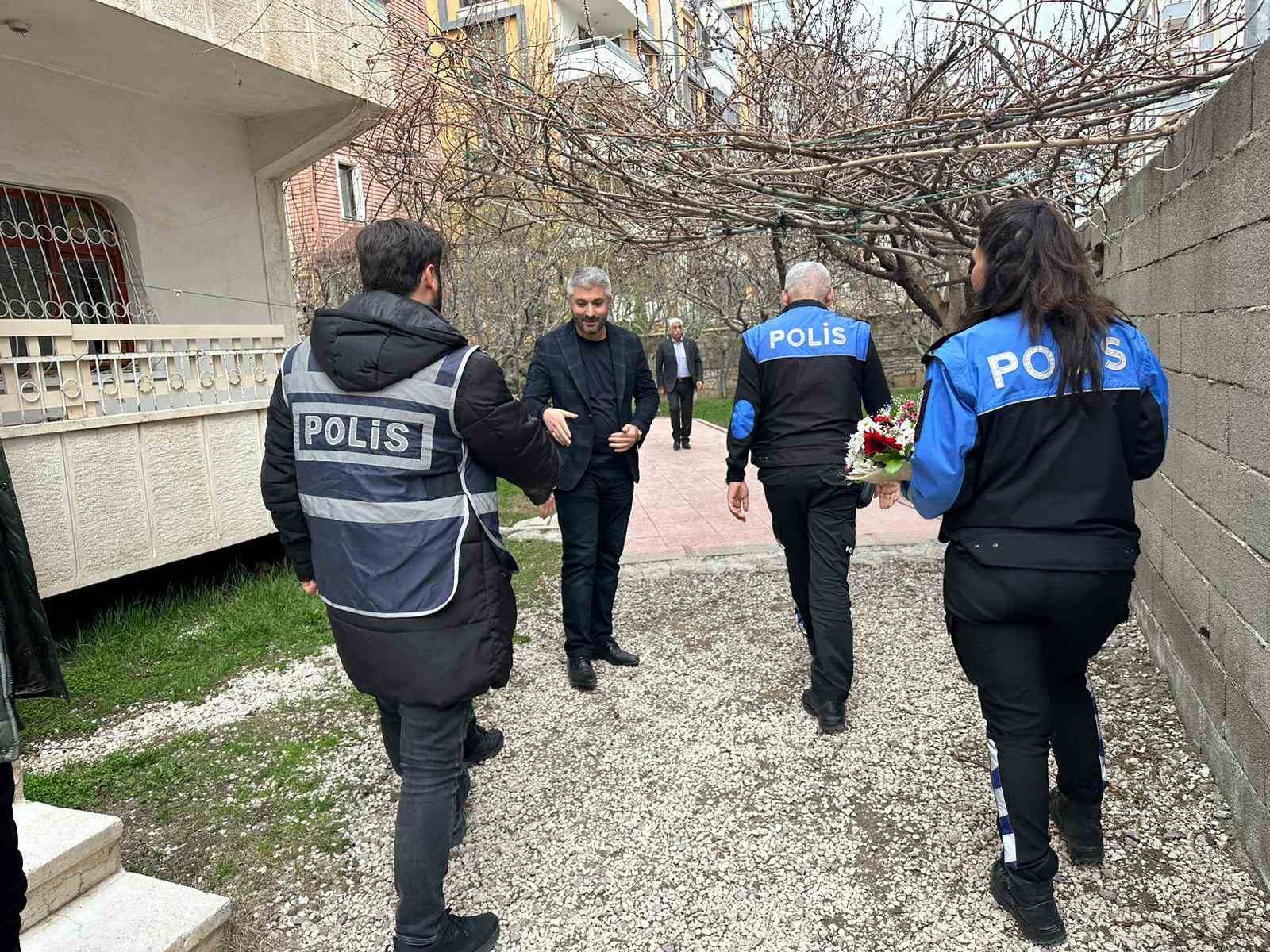 Evine giren hırsız tarafından yaralanan şahıs iyileşiyor