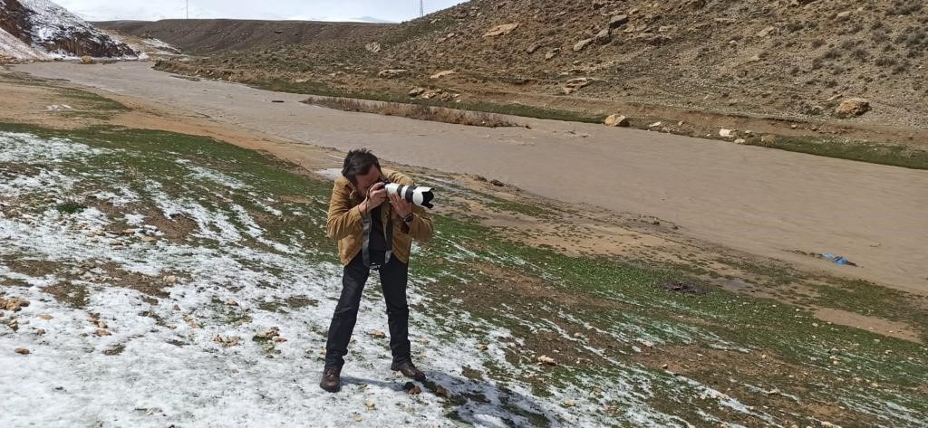 Sadakatin simgesi angut kuşu Başkale’de görüldü