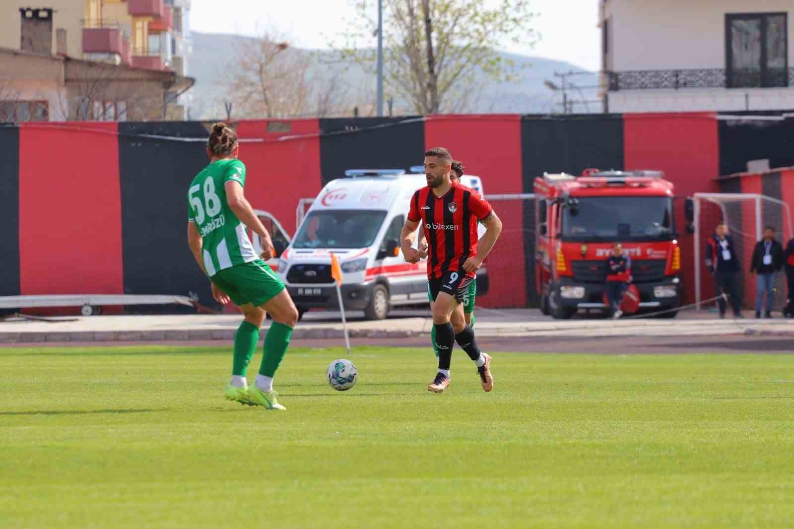 TFF 2. Lig: Vanspor FK: 2 - Serikspor: 2