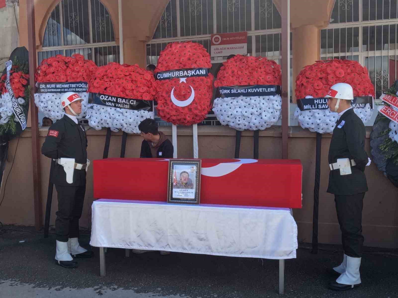 Şehit Muhammet Koçak memleketi Van’da son yolculuğuna uğurlandı