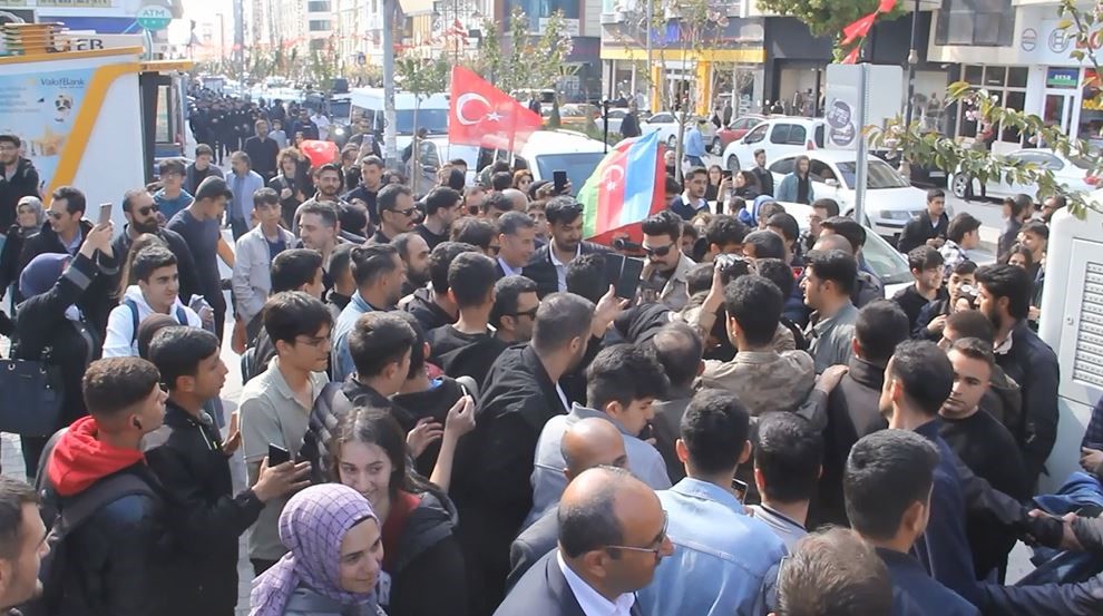 Sinan Oğan: “İkinci tura kalamadığımız takdirde cenneti vaat etmesek de, cehennemin kapılarını kapatacağız”