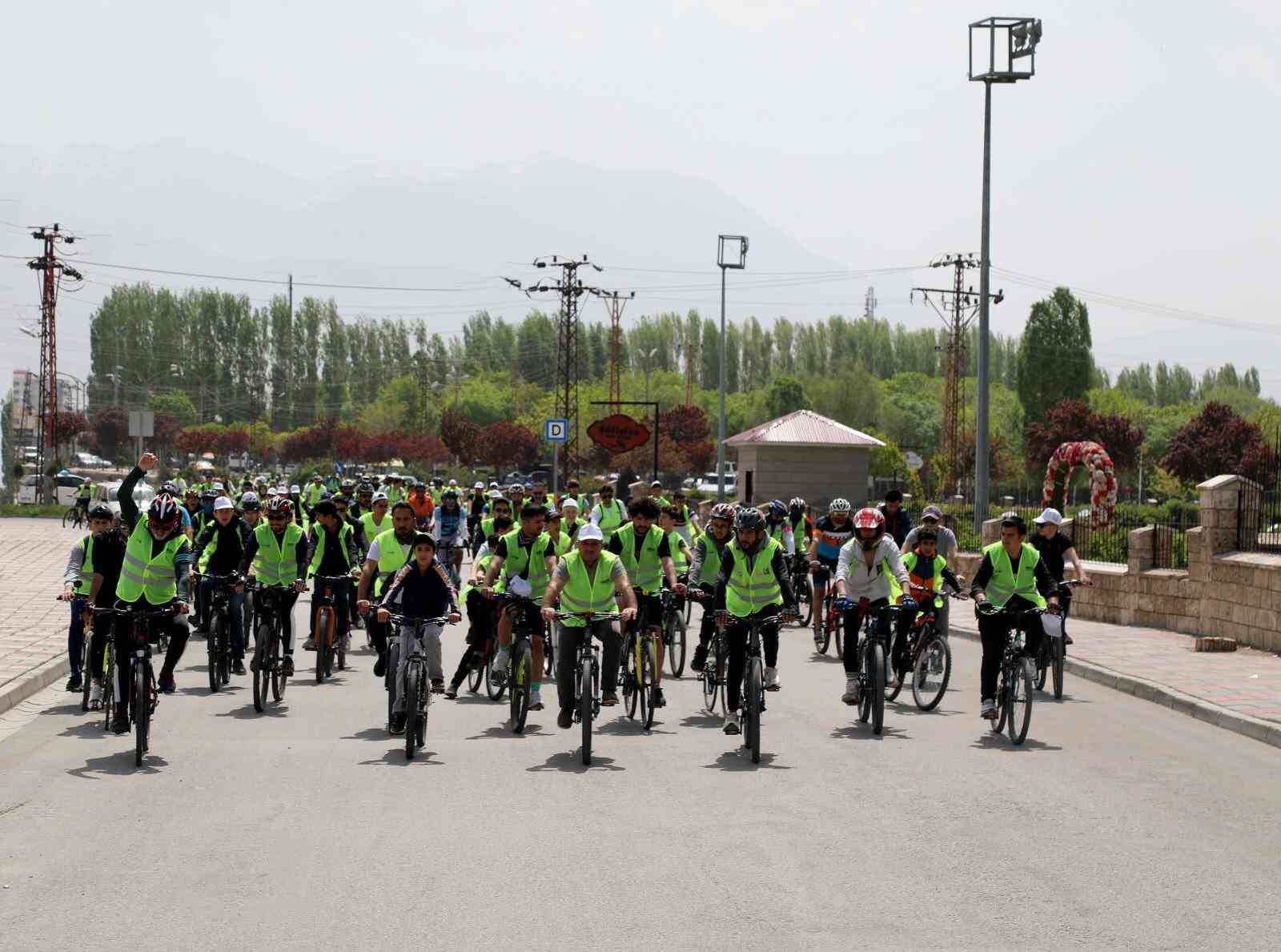 19 Mayıs anısına bisiklet etkinliği düzenlendi