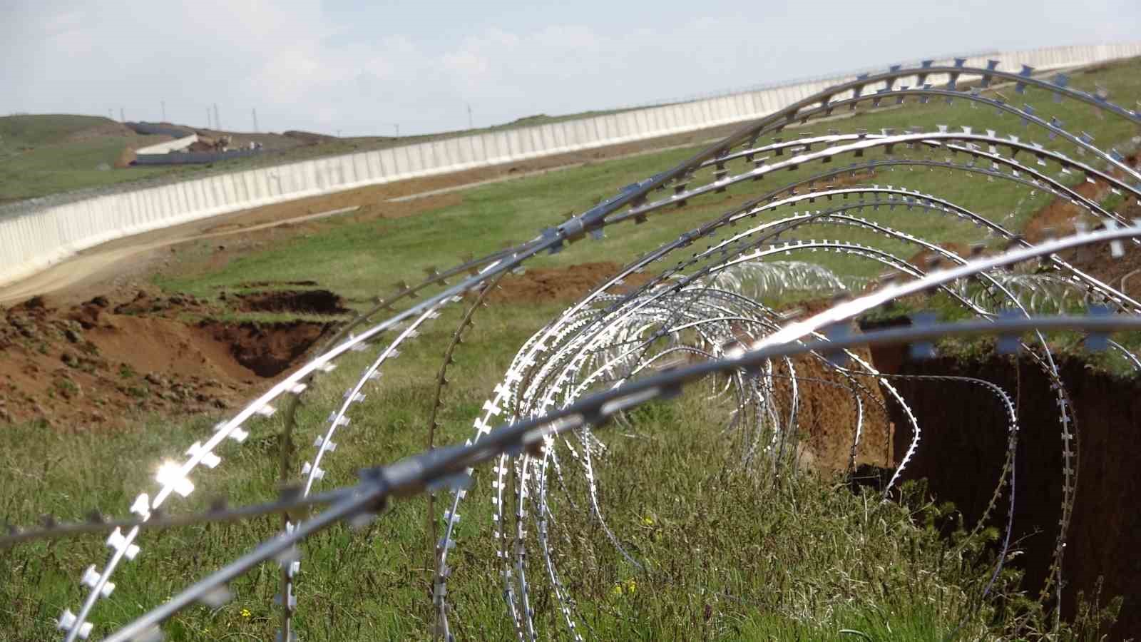 Van’da örülen duvarın uzunluğu 100 kilometreyi buldu