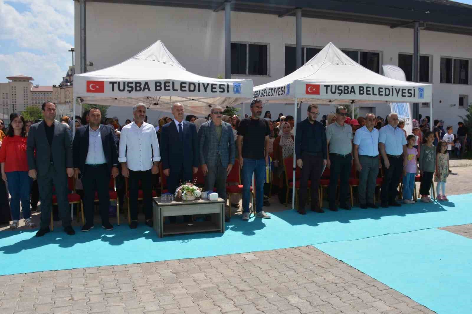 Tuşba’da ‘Yılsonu Sergi ve Sertifika’ töreni