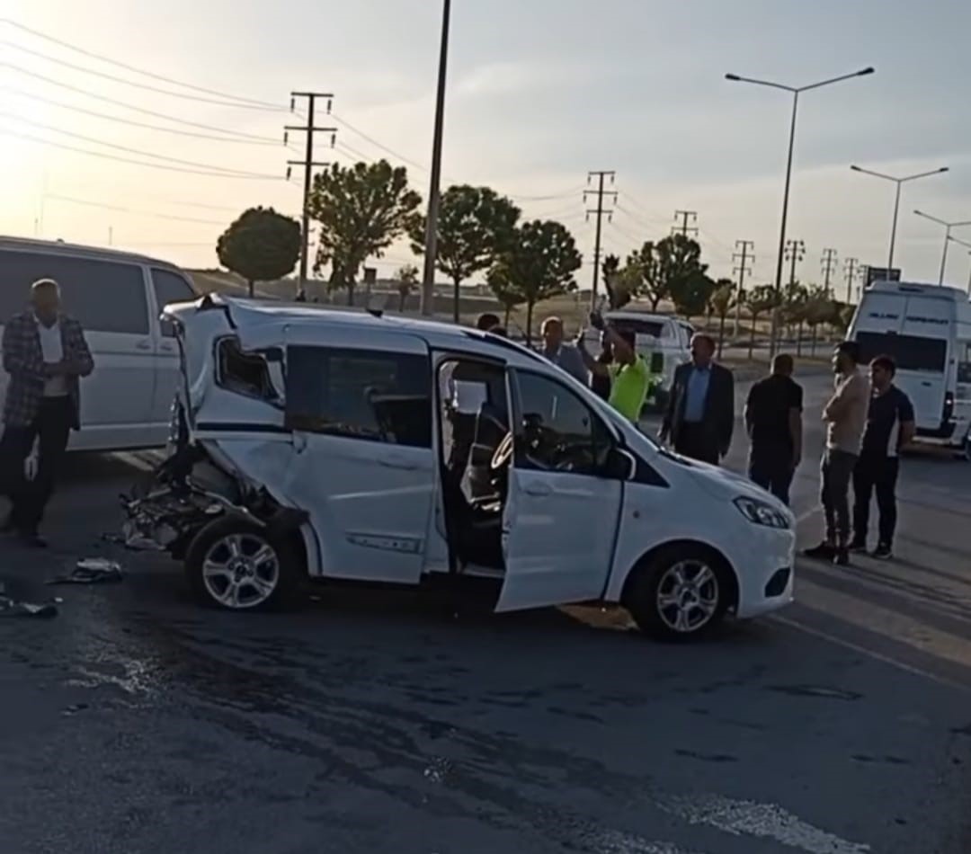 Van’da trafik kazası: 2 yaralı