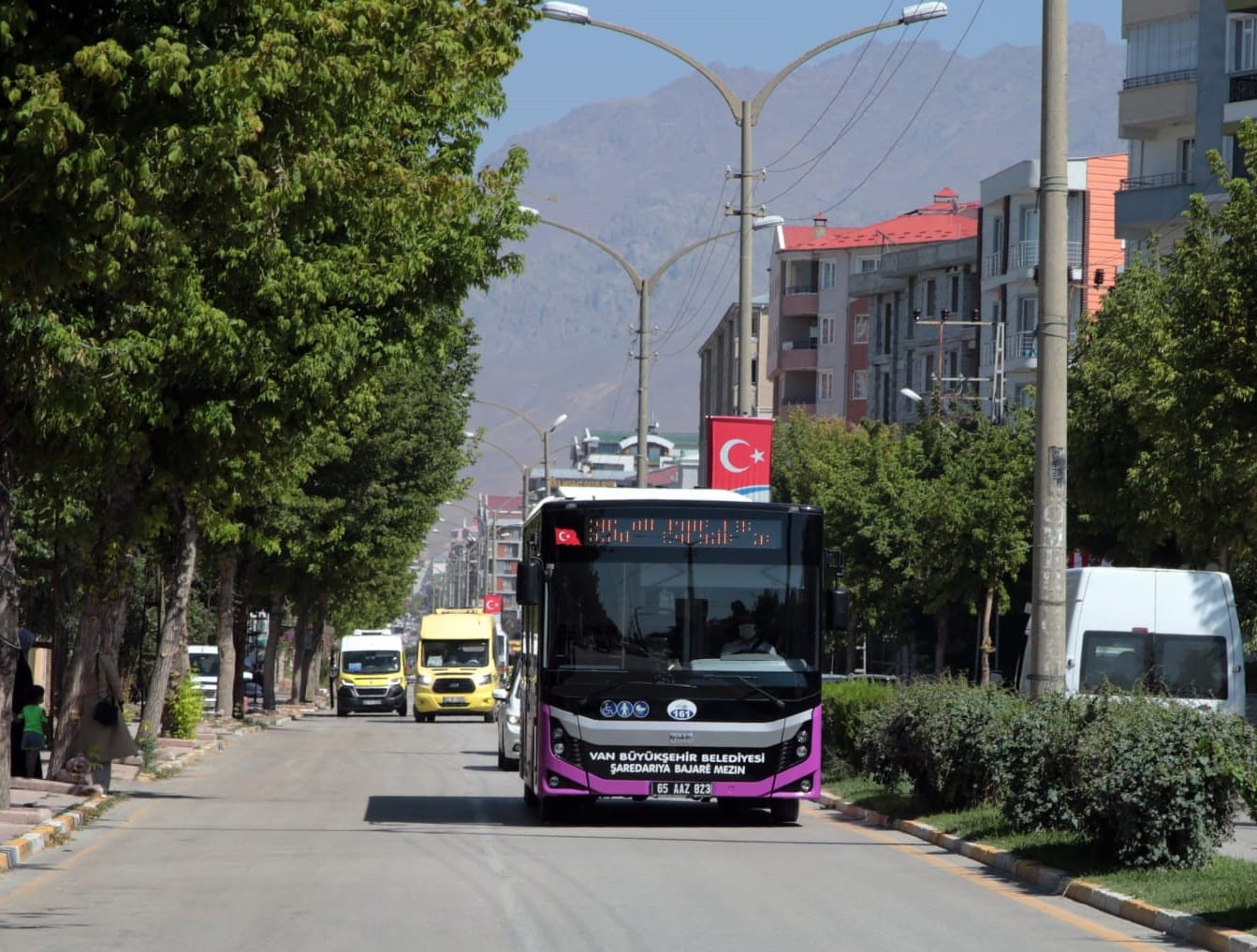 Van Büyükşehir Belediyesi’nden ücretsiz ulaşım hizmeti