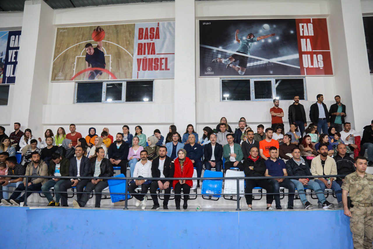 Başkale’de voleybol turnuvası sona erdi