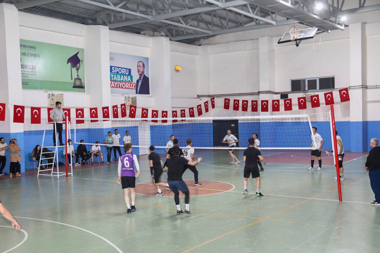 Başkale’de voleybol turnuvası sona erdi