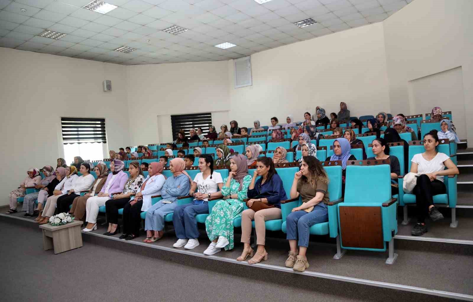 Vanlı kadınlara ‘Sıfır Atık ve İklim Değişikliği’ semineri verildi