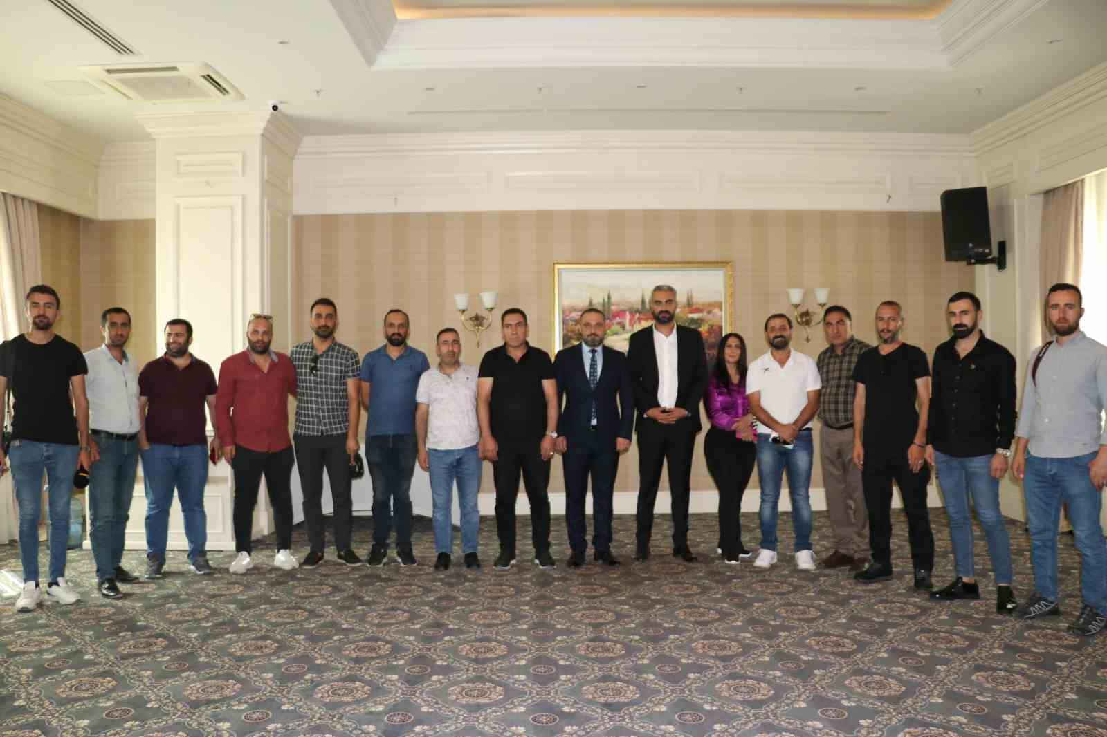 İnşaat Yüksek Mühendisi Faruk Görünüş, AK Parti’den Van Büyükşehir Belediye Başkan aday adaylığını açıkladı