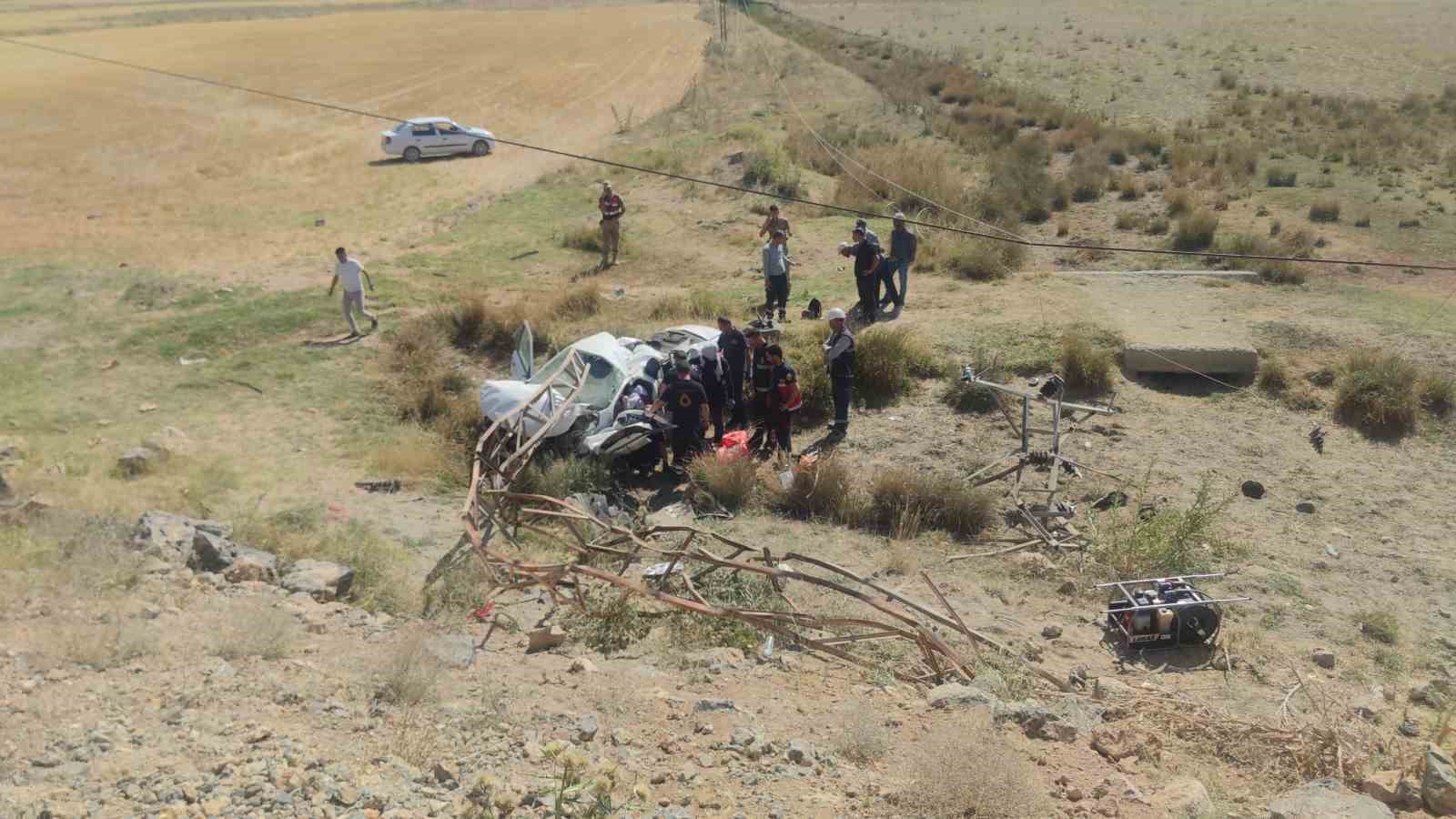 Van’da trafik kazası: 1 ölü, 3 yaralı