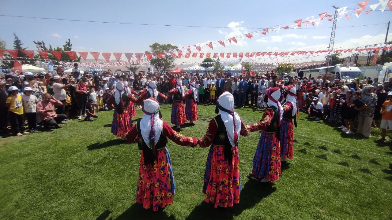 Van su sporlarına doydu