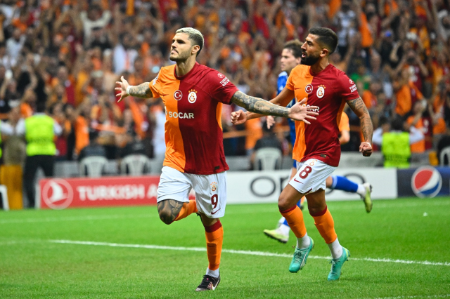 Son Dakika: Molde'yi sahasında 2-1 mağlup eden Galatasaray, adını Devler Ligi'ne yazdırdı