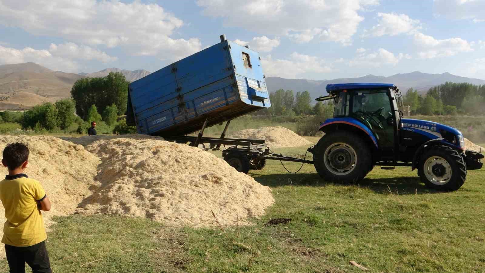 Van’da arpa hasadı başladı