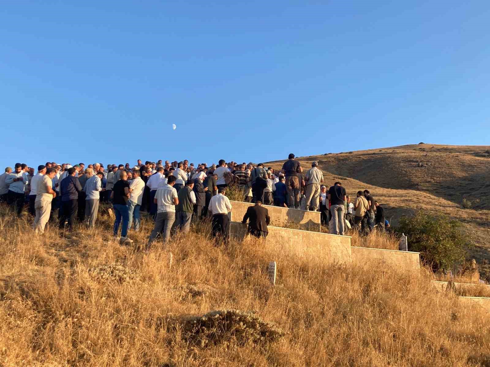 Seyyid Fehim Arvasi Hazretleri’nin torunlarından Abdulhadi Arvas vefat etti