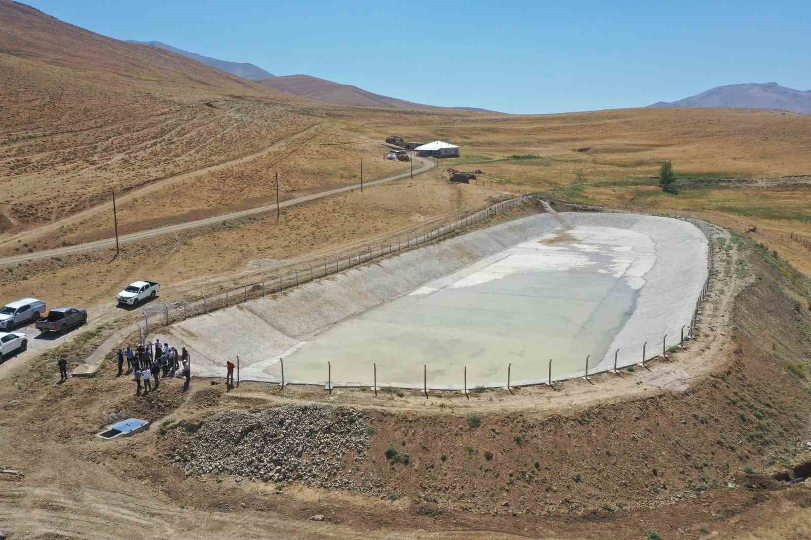 Kuraklığın yaşandığı Akbulut Mahallesi’ne can suyu