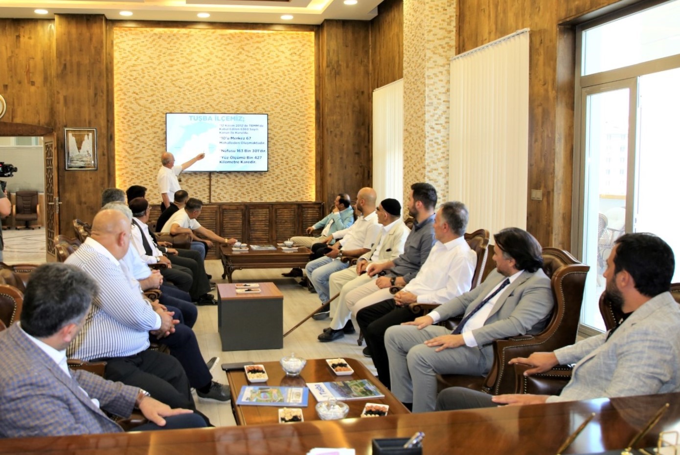 Bağcılar Belediye Başkanı Özdemir’den Tuşba Belediye Başkanı Akman’a ziyaret