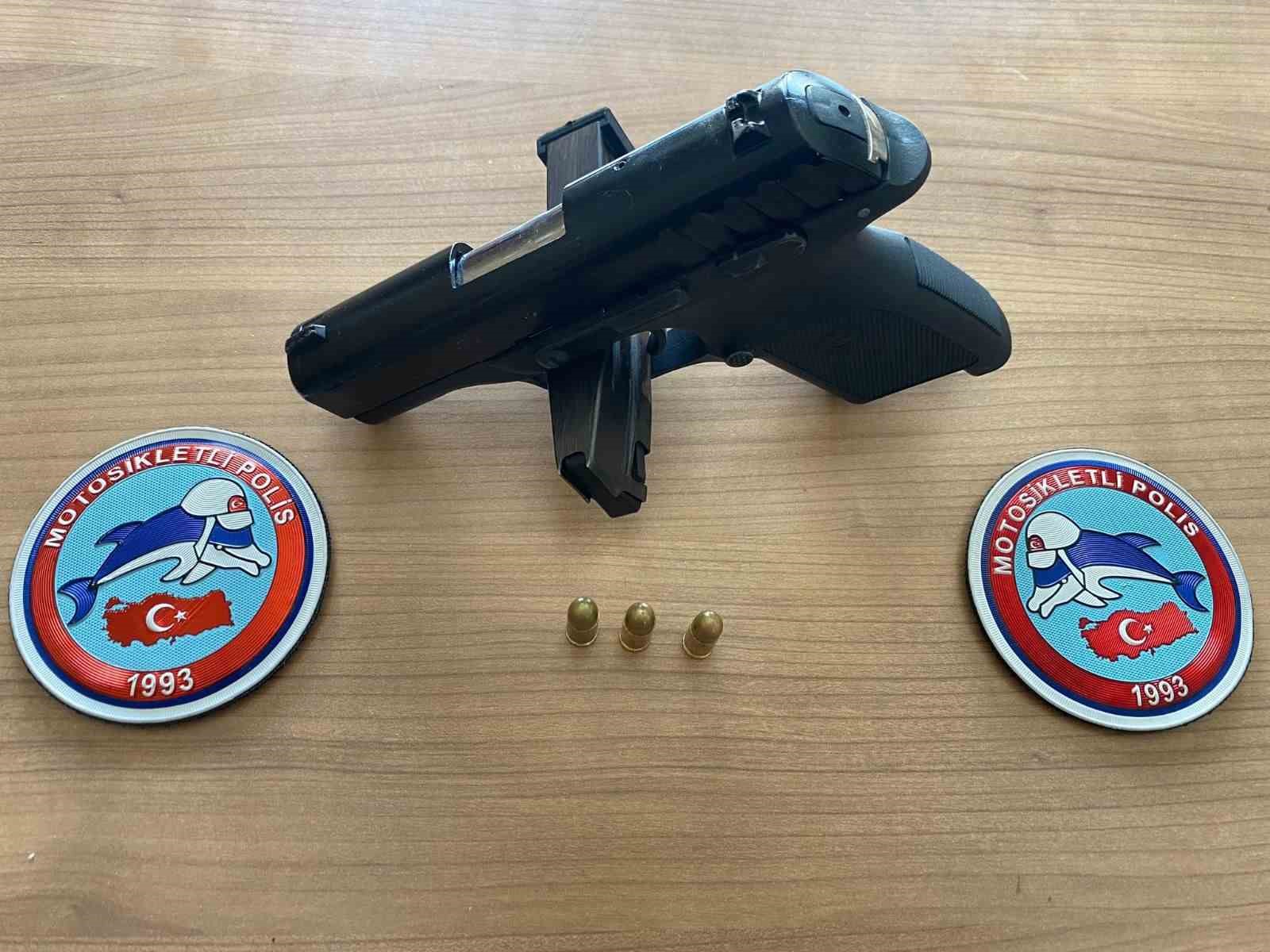 Van’da değişik suçlardan 18 kişi tutuklandı