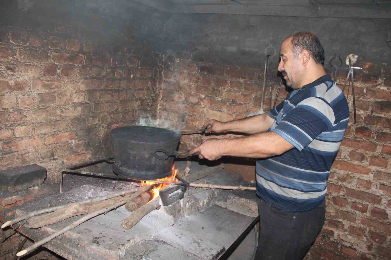Mesleğinde 50 yıla yaklaştı ama çırak bulamıyor