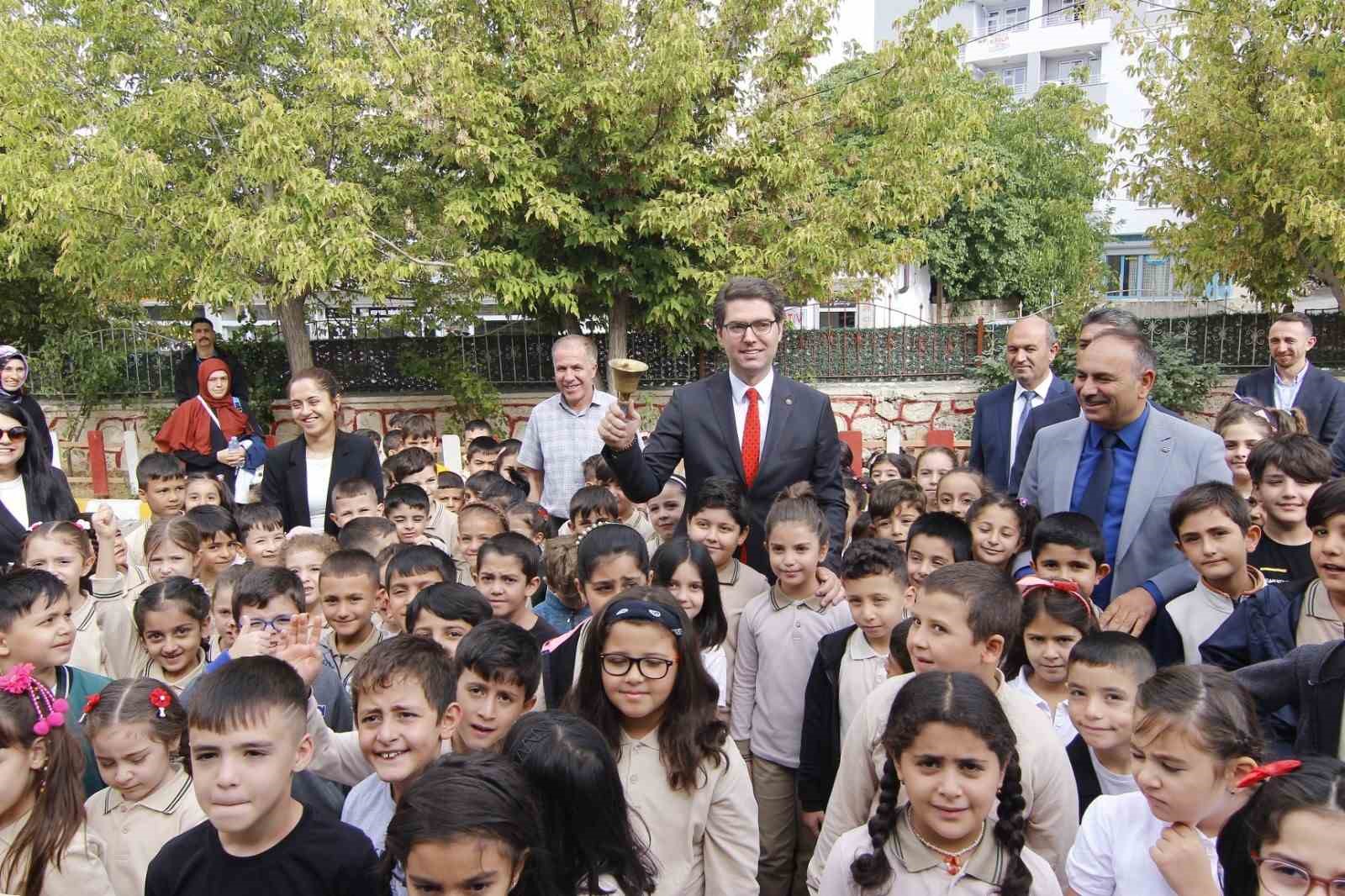 Erciş’te İlköğretim Haftası etkinliği