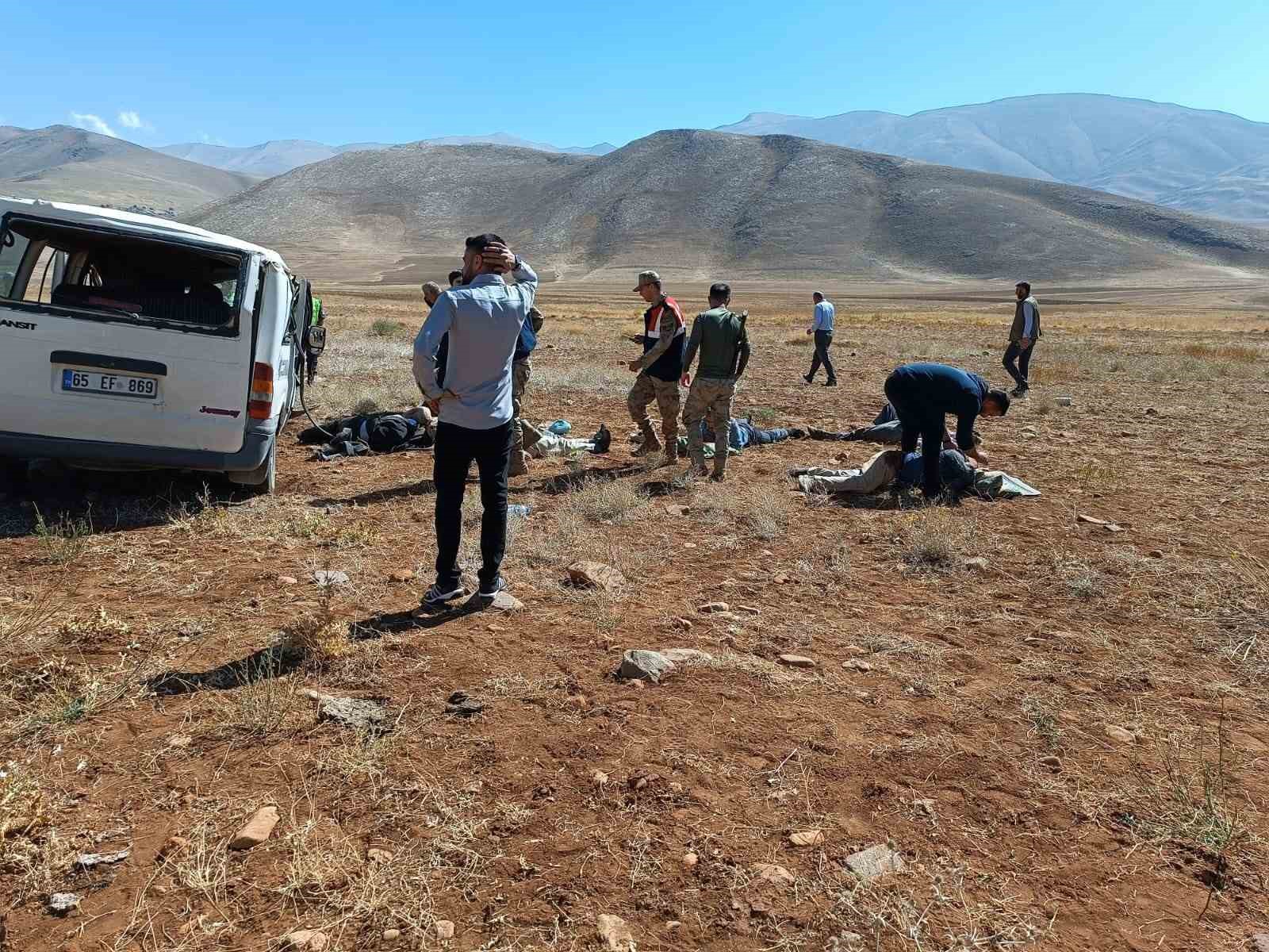 Çatak’ta trafik kazası: 6 yaralı