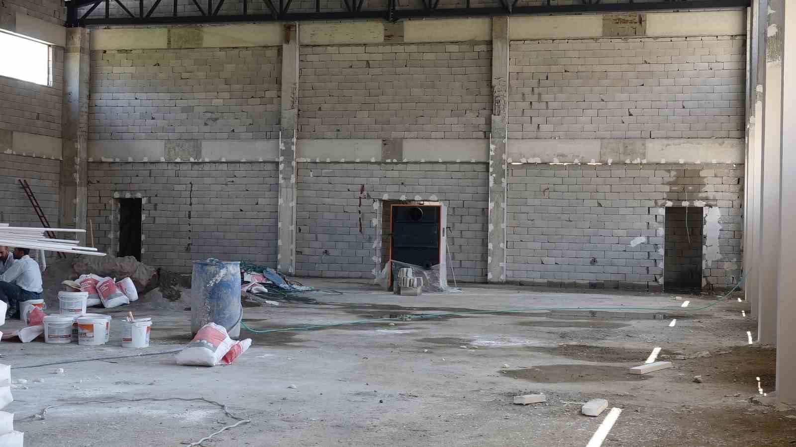 Muradiye’de spor yatırımları hizmete geçiyor