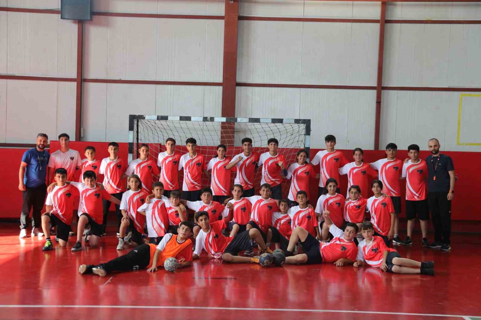 Van’da bin 310 çocuğun katıldığı yaz spor okulları tamamlandı