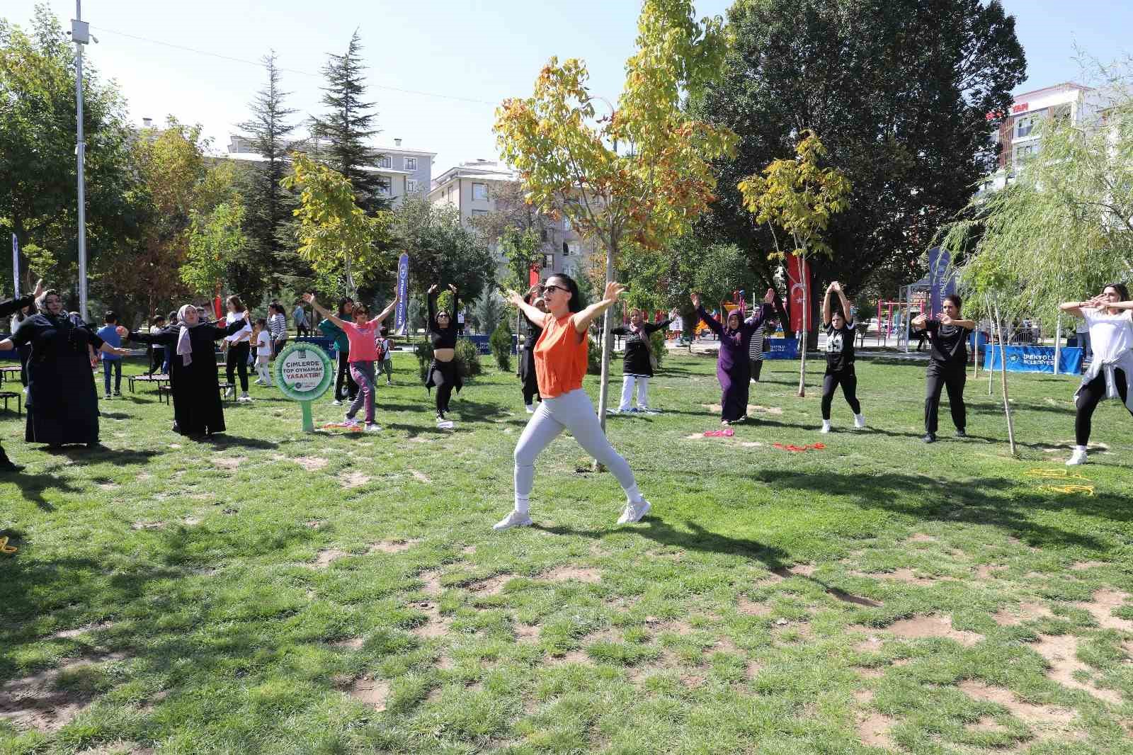 Avrupa hareketlilik haftası etkinlikleri sabah sporuyla başladı