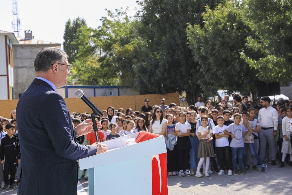 Van’da eğitim öğretim dönemi start aldı